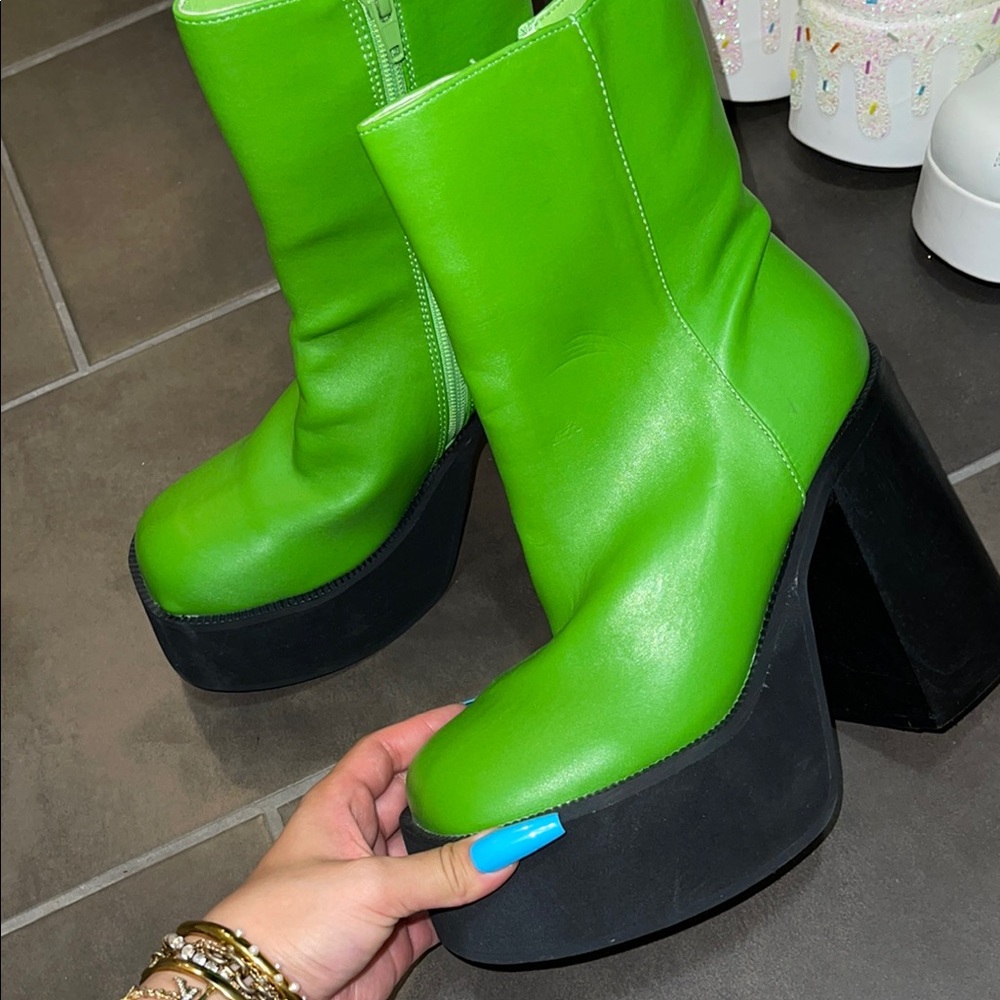 PrettyLittleThing Green Platform Shoes